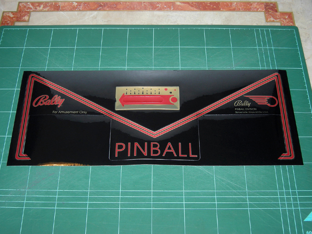 Eight-Ball-Deluxe-Pinball-Aprons-chromo-print