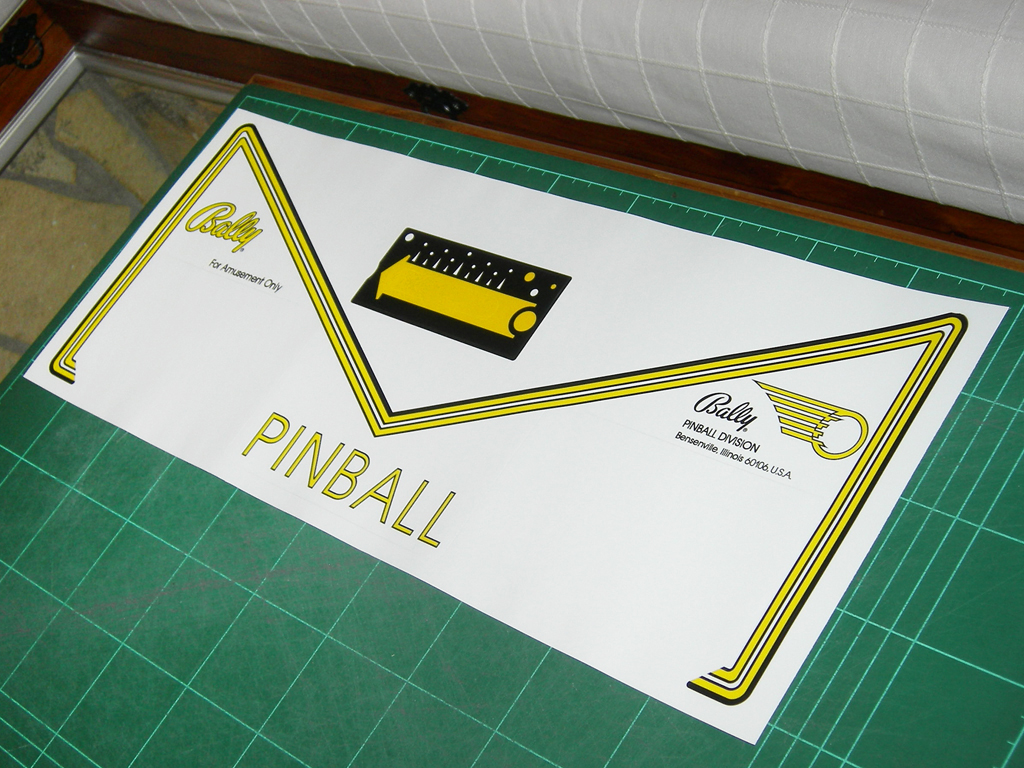 "Eight Ball Deluxe 1981 White Pinball Aprons" (BALLY) printed in vinyl