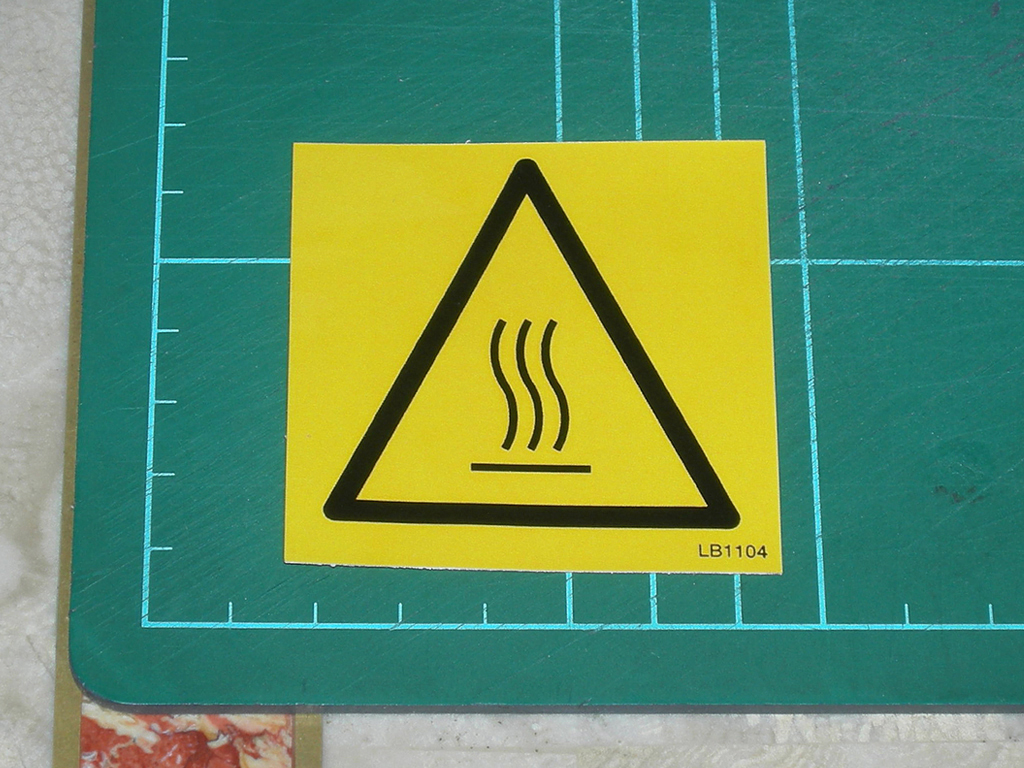 Heat-Warning-Sticker-LB1104-Restored-print1
