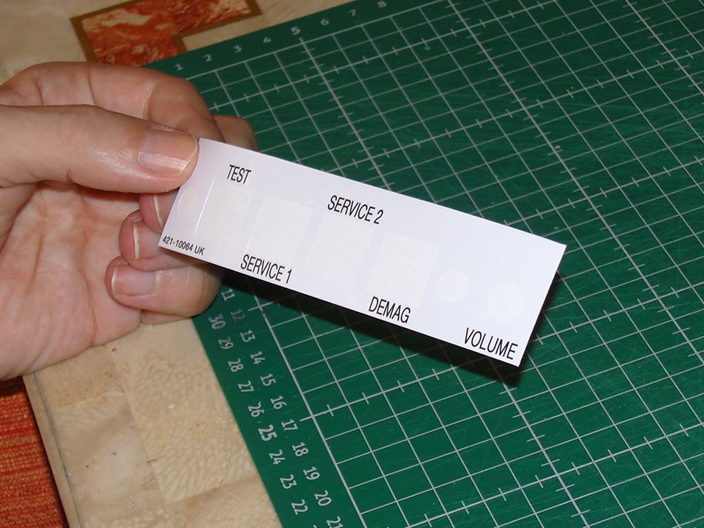 I-O-Control-Label-Sticker-421-10064-UK-print4