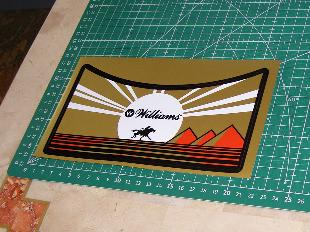 INDIANA JONES PINBALL REAL GOLD APRONS (WILLIAMS) Crowdfunding project