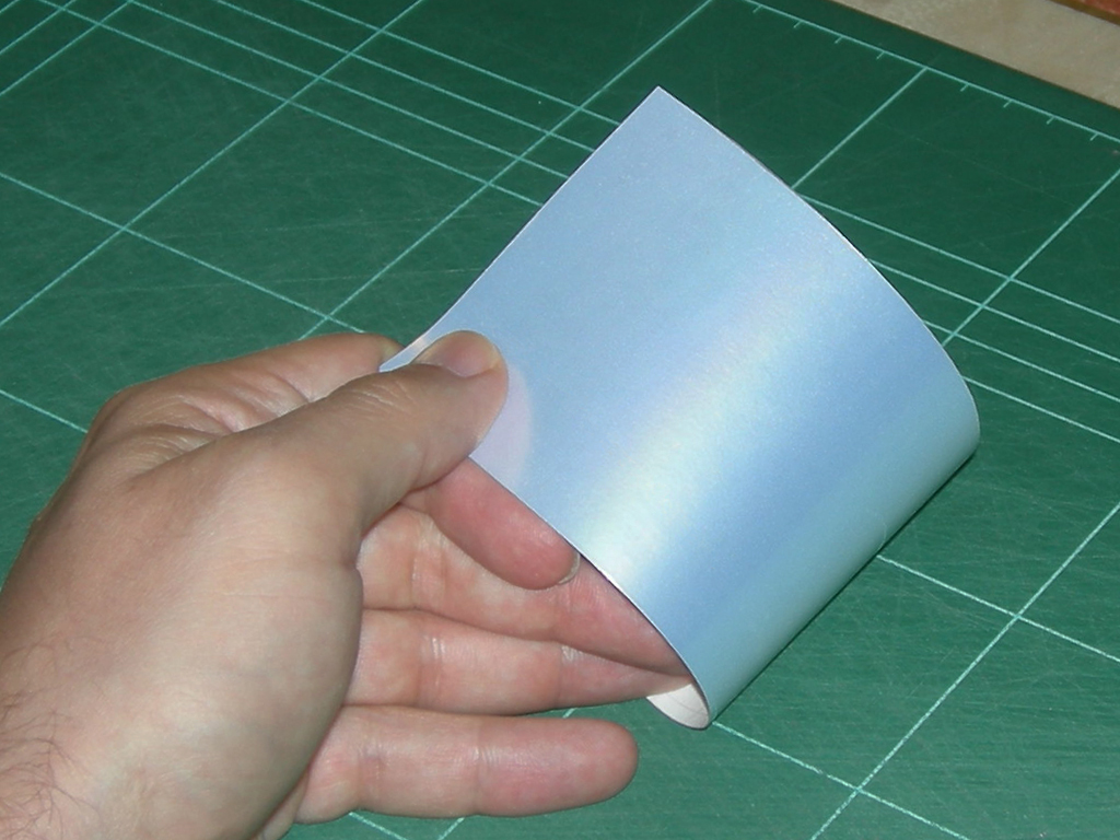 Light%20metallic%20Vinyl.%20Mikonos.jpg