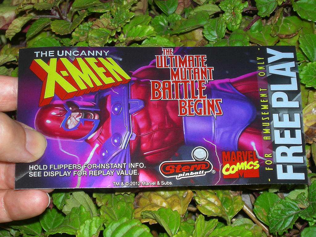 XMEN%20Custom%20Pinball%20Card%20Free%20Play1%20print1c.jpg