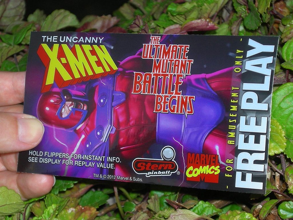 XMEN%20Custom%20Pinball%20Card%20Free%20Play1%20print2c.jpg