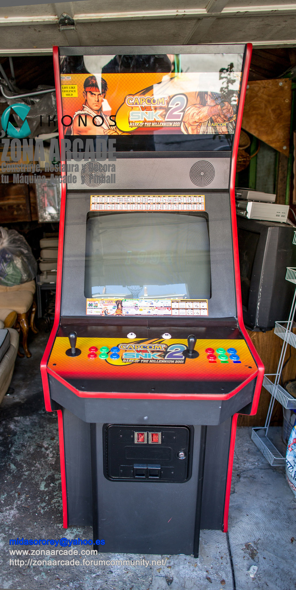 Capcom-Vs-SNK2-Arcade-cabinet-Photo1