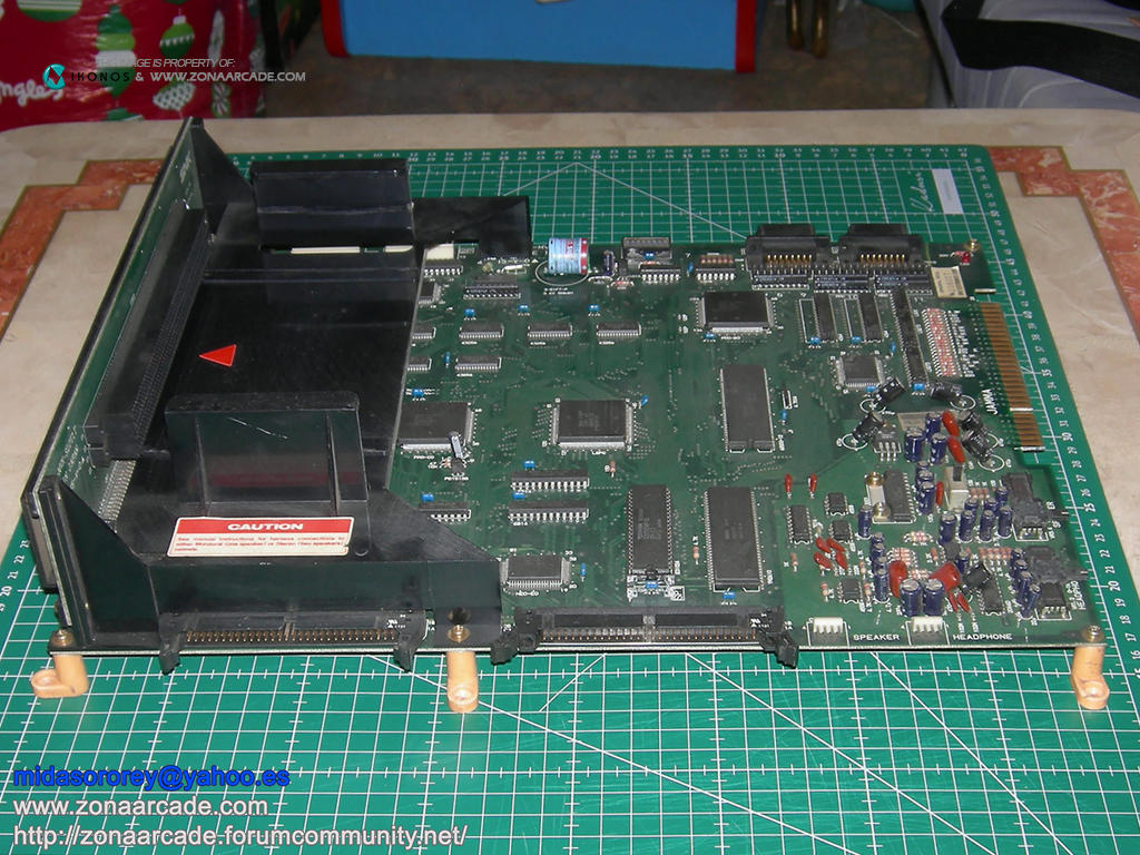 MVS1T-Neo-Geo-Hardware-Base-Mikonos-photo6