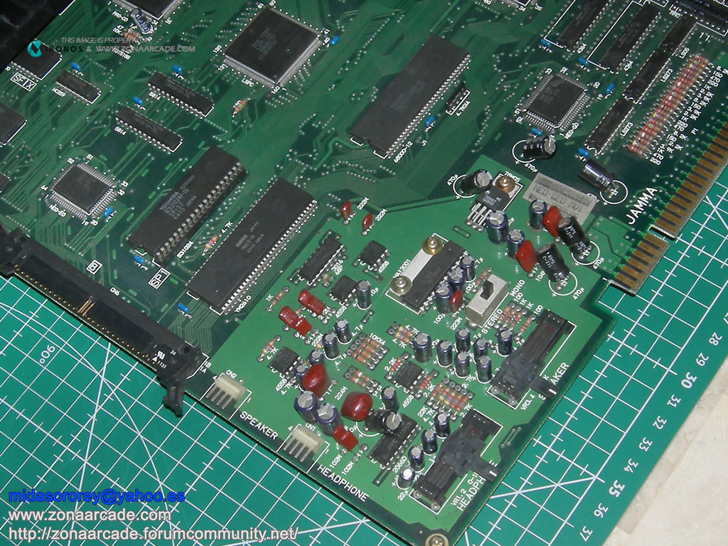 MVS1T-Neo-Geo-Hardware-Base-Mikonos-photo8